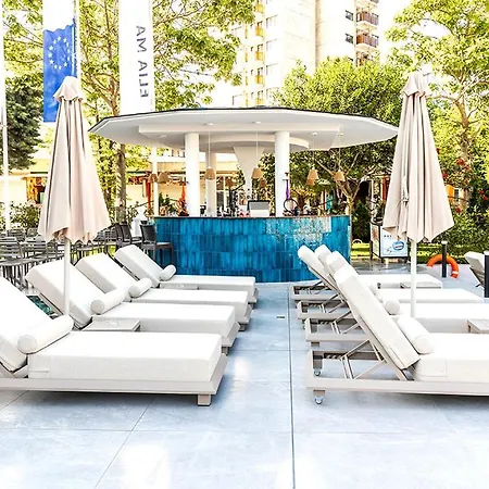 Elia Mare - Free Access Hotel